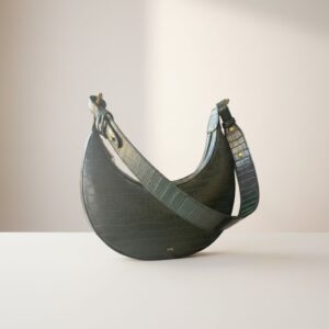 Luna Verde — Bolso Media Luna Croco